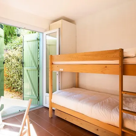 T3 Rez De Jardin,piscine Privee Apartmán