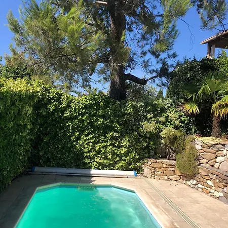 T3 Rez De Jardin,piscine Privée